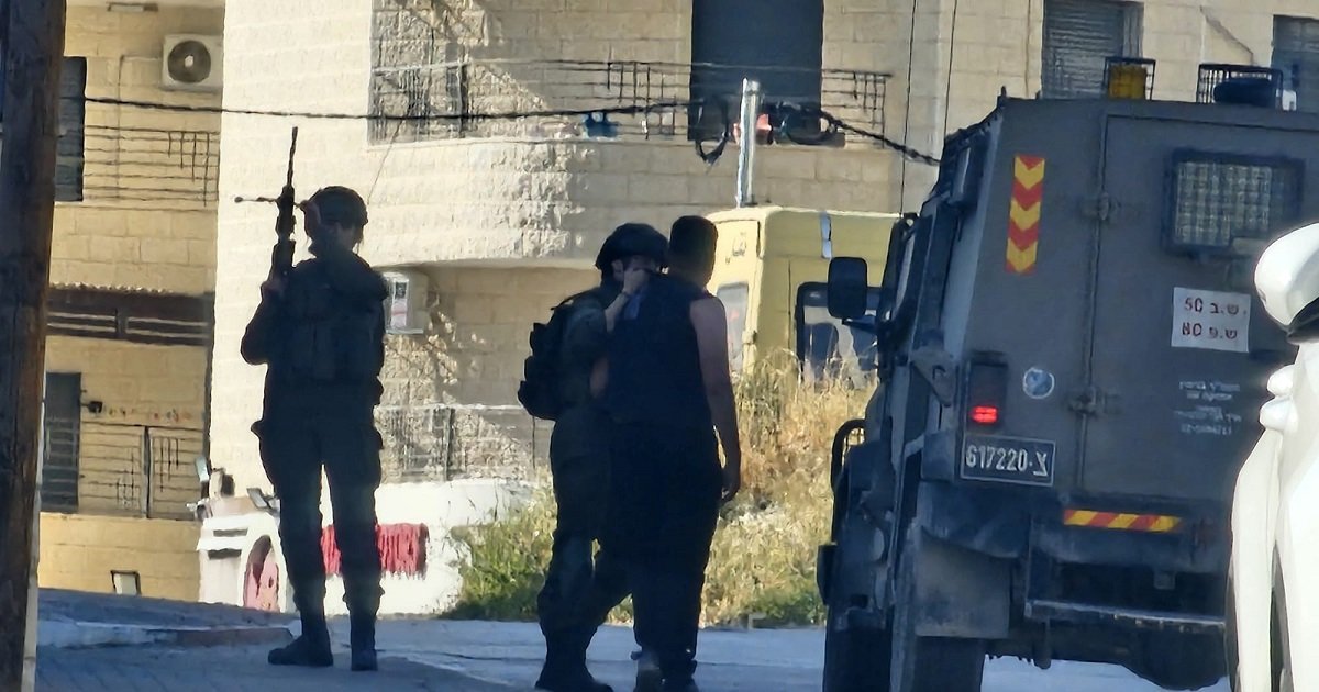 3 إصابات بينهم طفل خلال اقتحام قوات الاحتلال حي أم الشرايط
